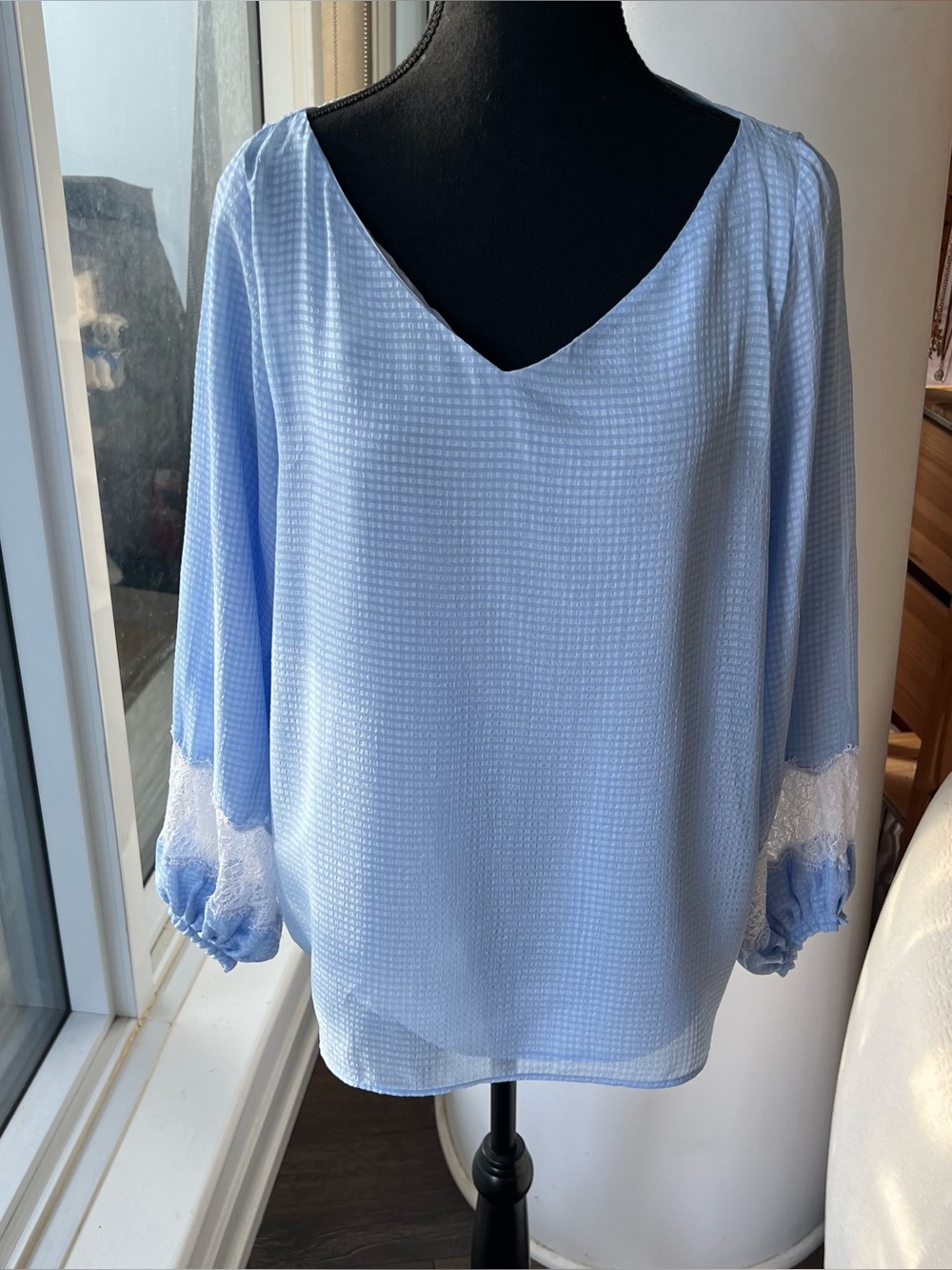 Elegant Light Blue Puff-Sleeve Blouse with Lace Cuffs from Massimo Dutti